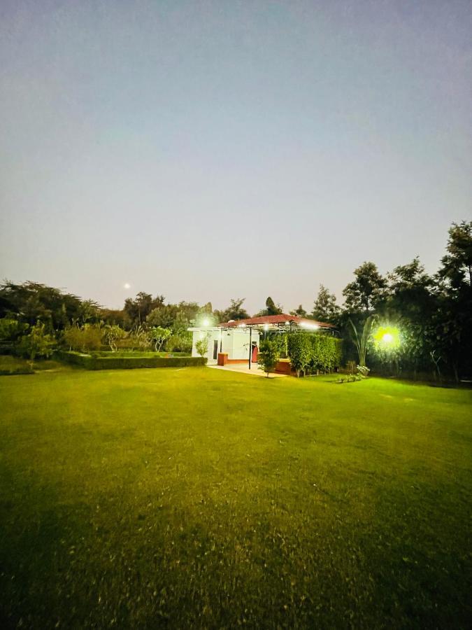 Anantam Aravali Villa Gurgaon Esterno foto