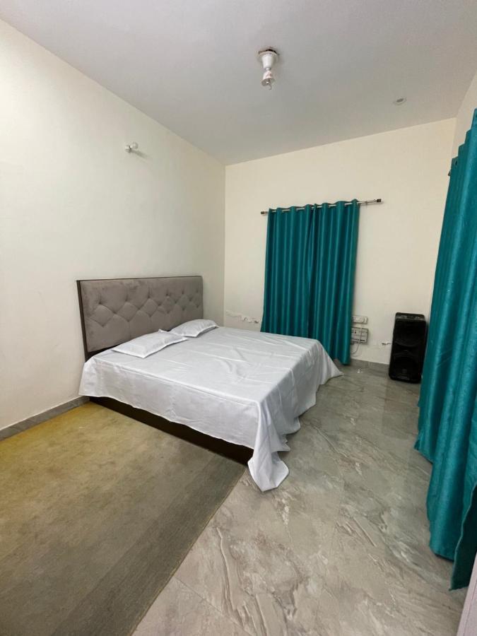 Anantam Aravali Villa Gurgaon Esterno foto