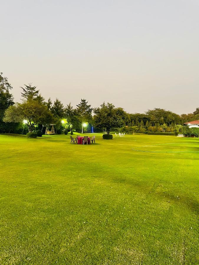 Anantam Aravali Villa Gurgaon Esterno foto