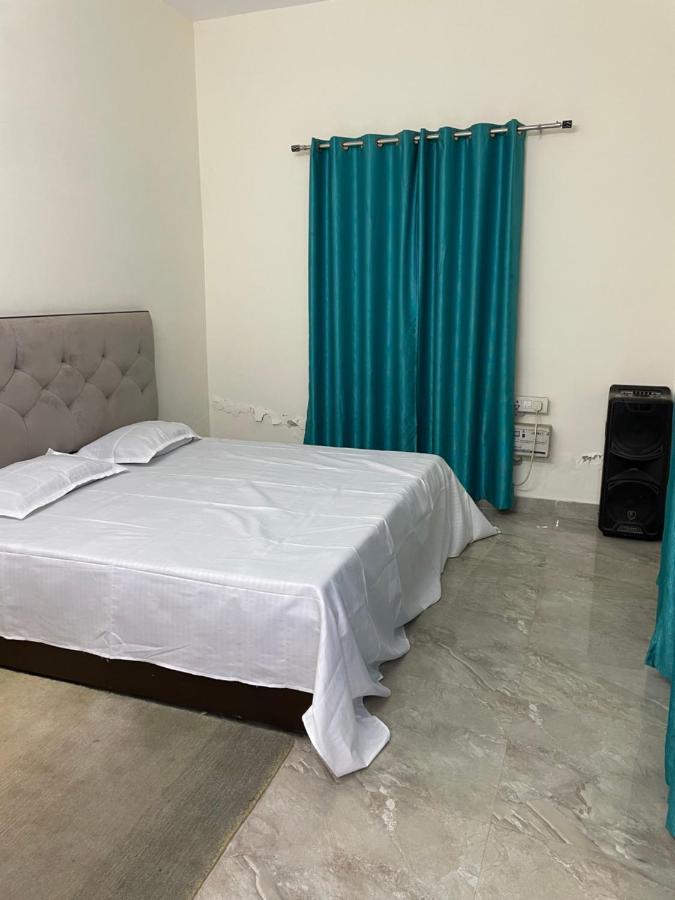 Anantam Aravali Villa Gurgaon Esterno foto